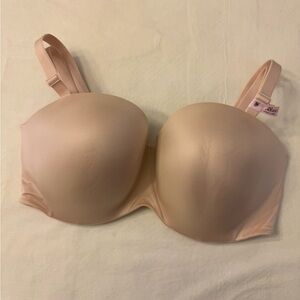 NWT Strapless Bra Victoria Secret Bare Lightly Lined Bra 38DDD